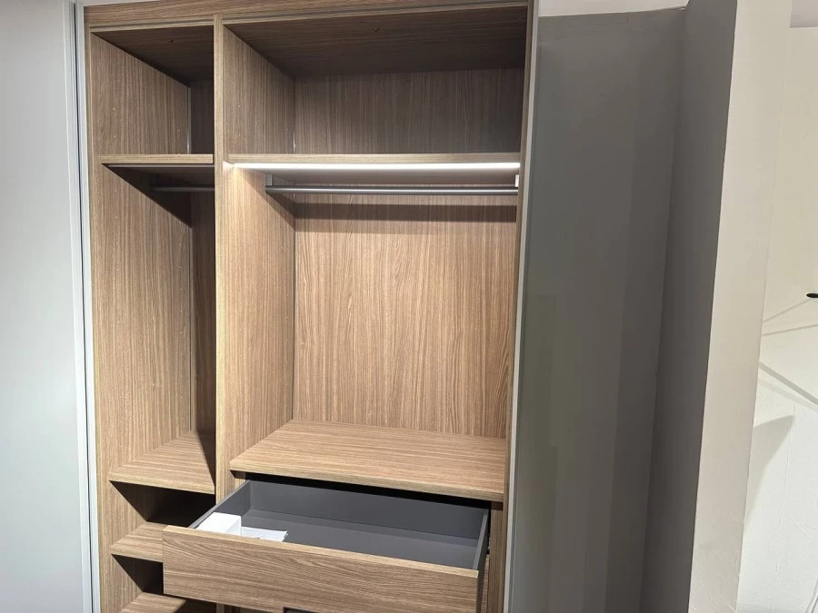 armadio-scorrevole-molteni-c-filo-484864-l